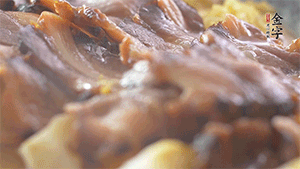 大火蒸至15分鐘即可。