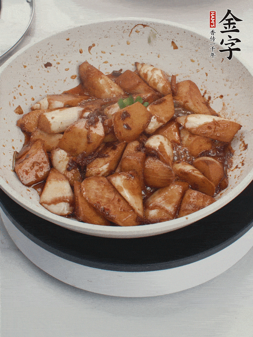 撒上一點小蔥花。