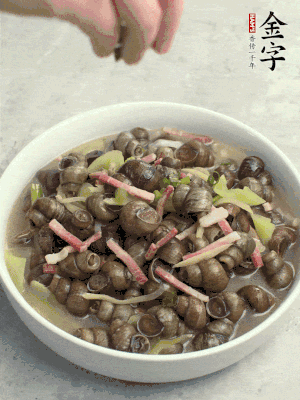 出鍋，撒點蔥花。